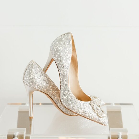 Badgley Mischka Cher II Ivory Pearl Diamond Pointed Toe Stiletto 5 Bride - Picture 15 of 15